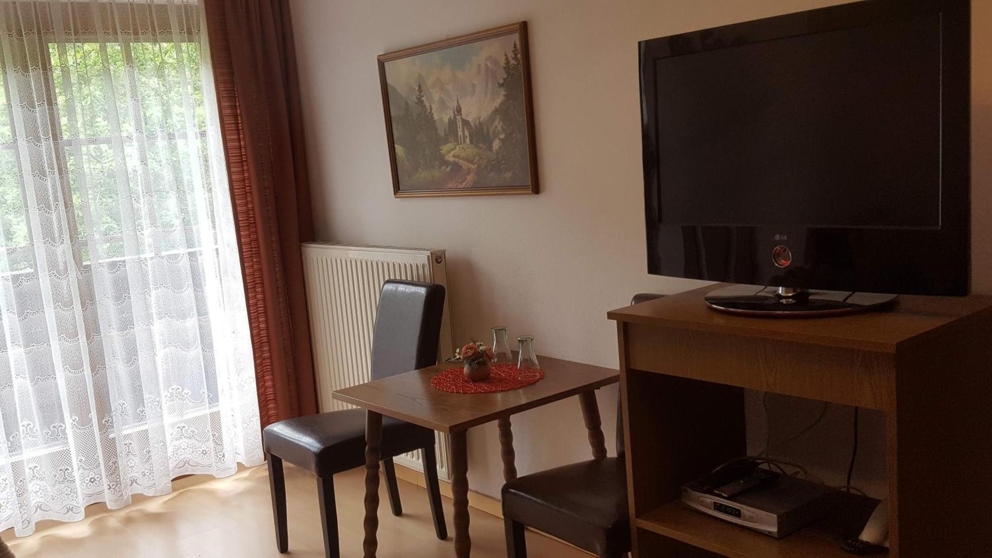 Hubertushof Hotell Trattenbach  Rom bilde